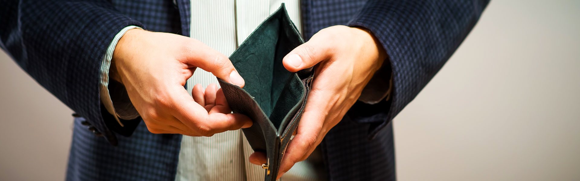 Mooney & Associates are the bankruptcy attorneys who handle both business bankruptcy and personal bankruptcy.